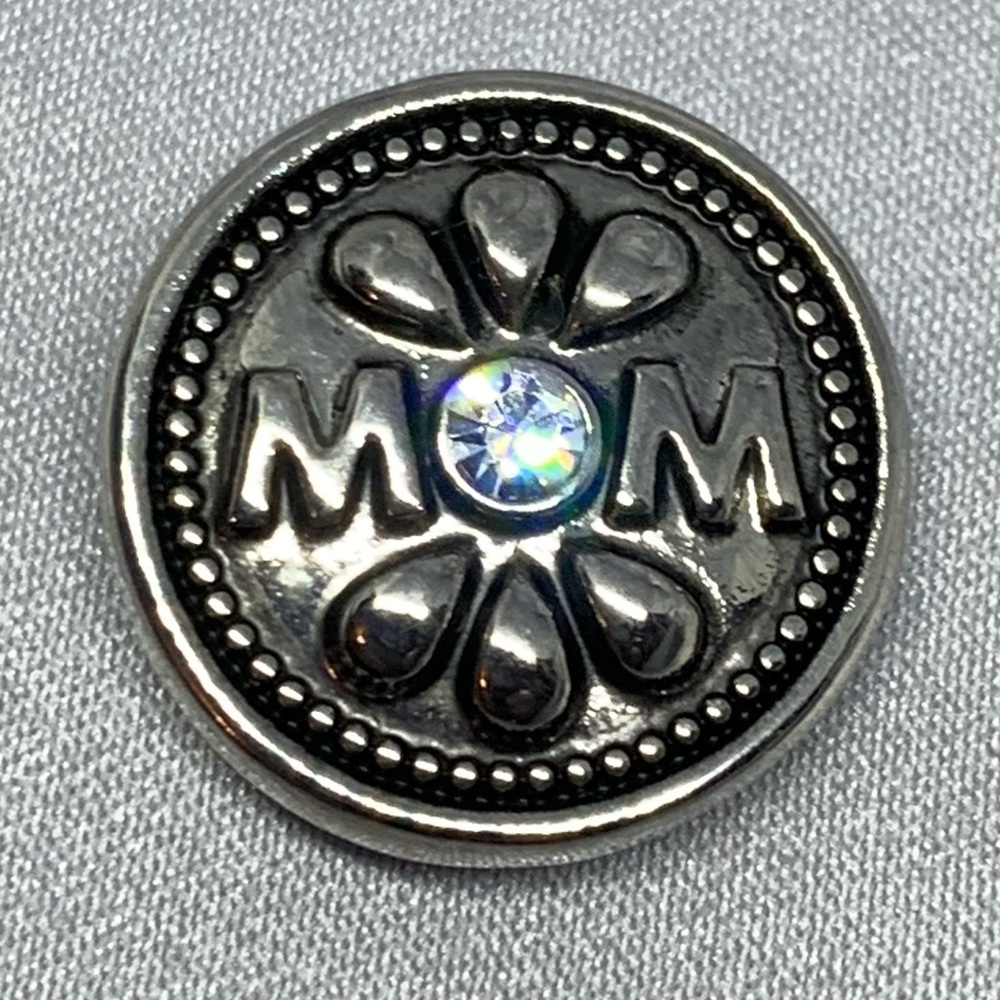 💗Classic MOM - Ginger Snaps & Co. Snap Button Charm